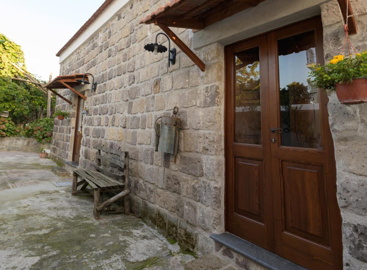 Emy'S Country House Apartment Castellammare di Stabia Ngoại thất bức ảnh